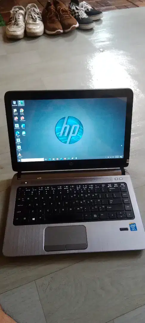 HP 430 core i3  Touchscreen