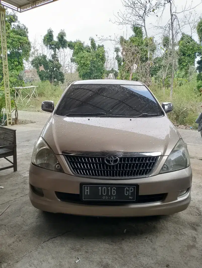 Innova Tahun 2006 V