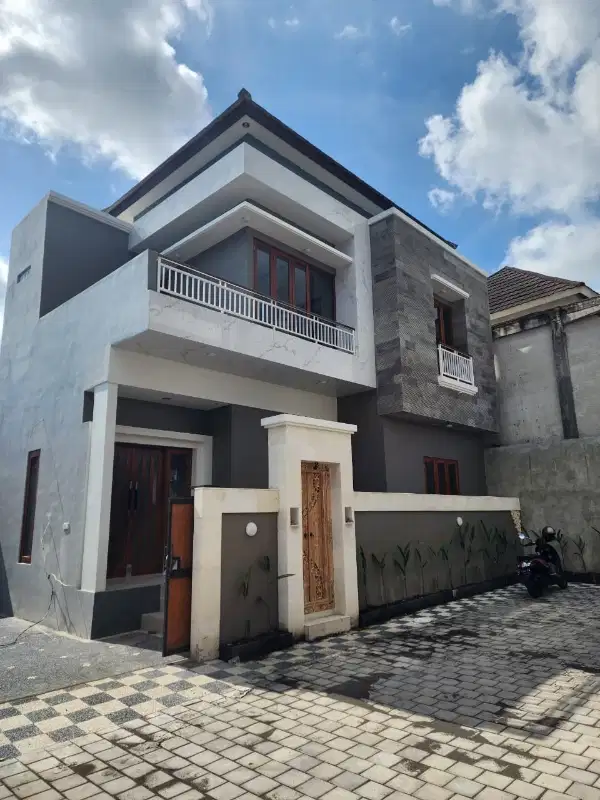 di jual rumah baru di dalam cluster di Denpasar Timur