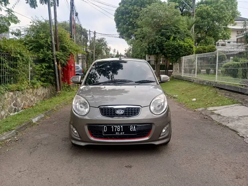 Kia Picanto Cosmo 1.1 matic 2011 grey