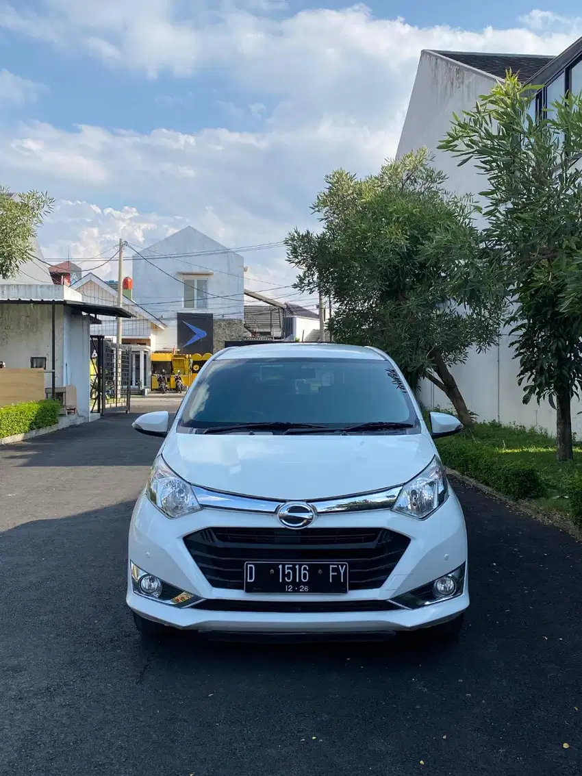 Daihatsu Sigra R matic 2016 putih