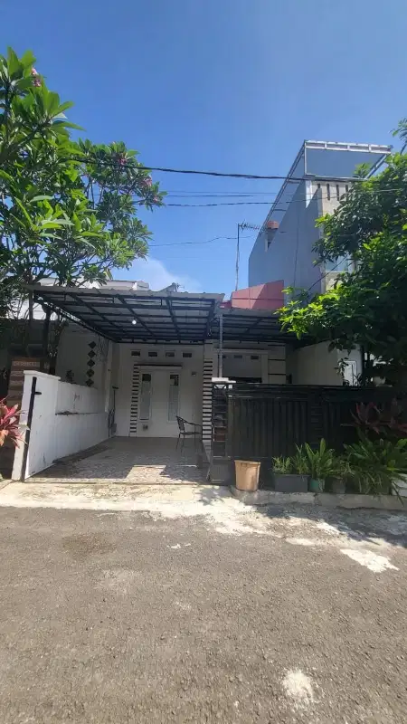 Rumah asri di permata regency Depok