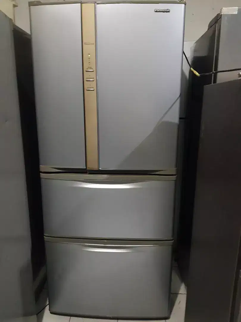 Kulkas side by side inverter segel