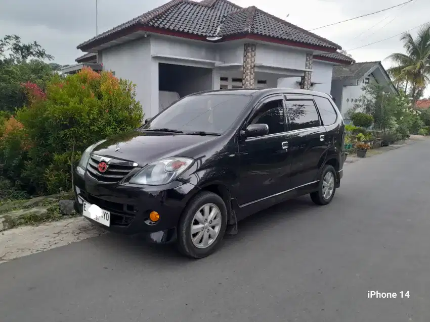 Toyota avanza 1.5 S