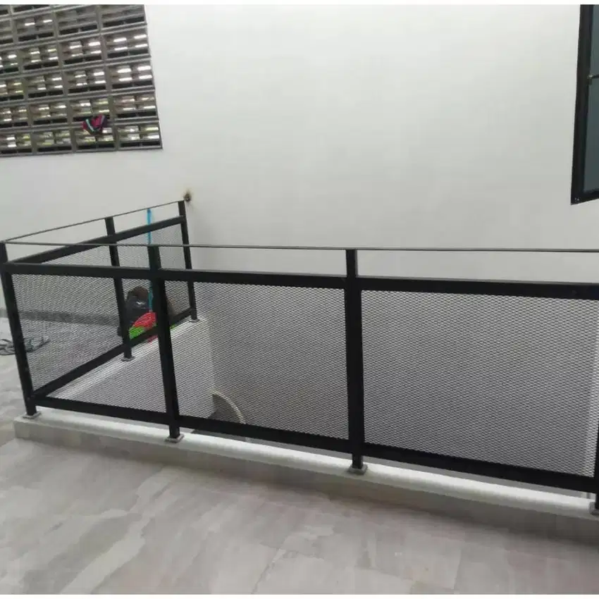 reling balkon tau pengaman balkon