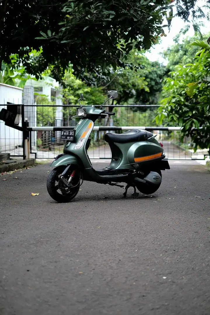 PIAGGIO VESPA MATIC S 125 IGET 2019 HIJAU DOFF MURAH BERGARANSI