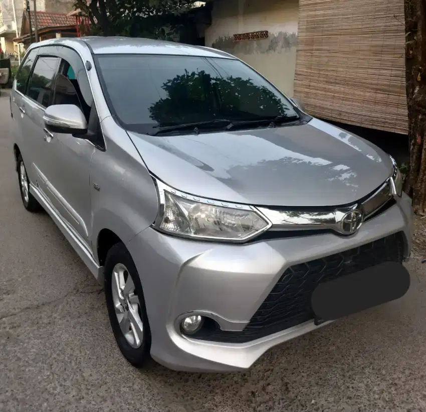 Toyota Avanza Veloz 1.3 matic/at tahun 2016