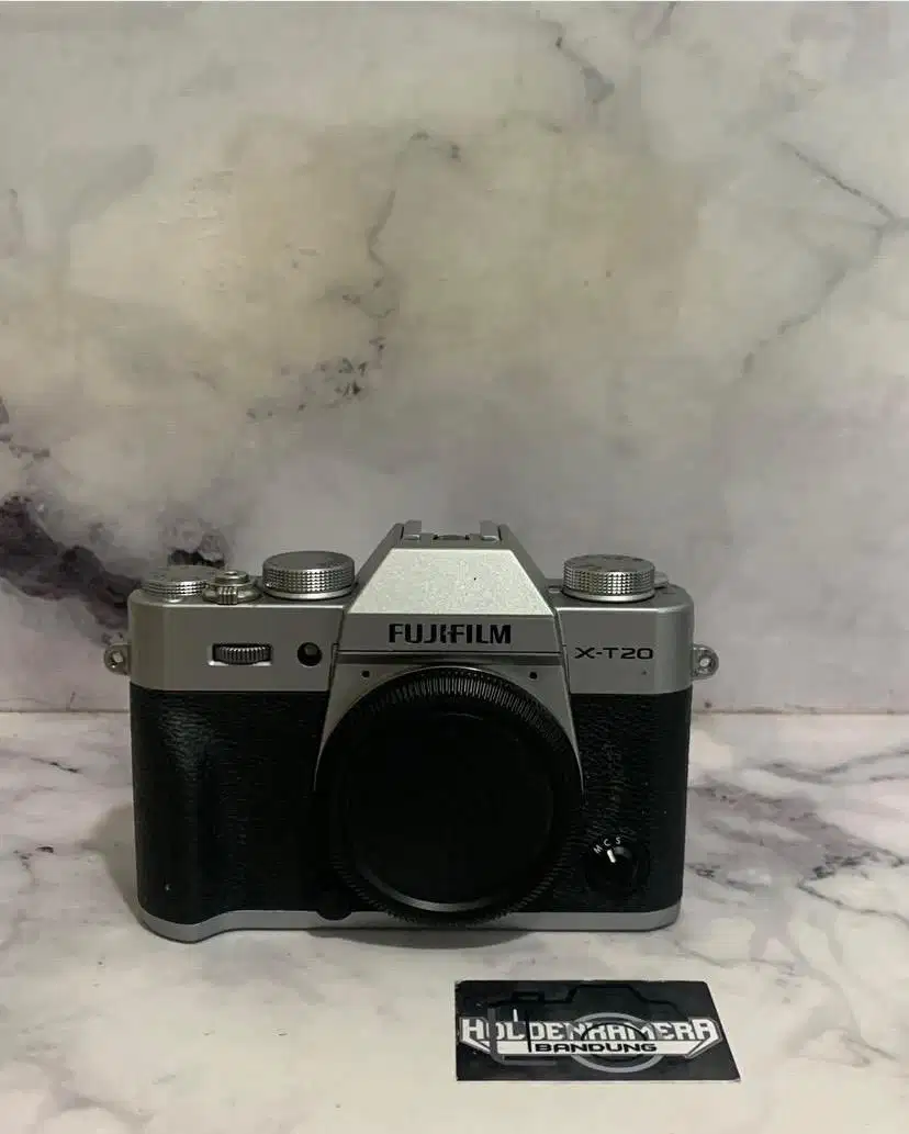 Fujifilm XT20 Body Only mulus no minus