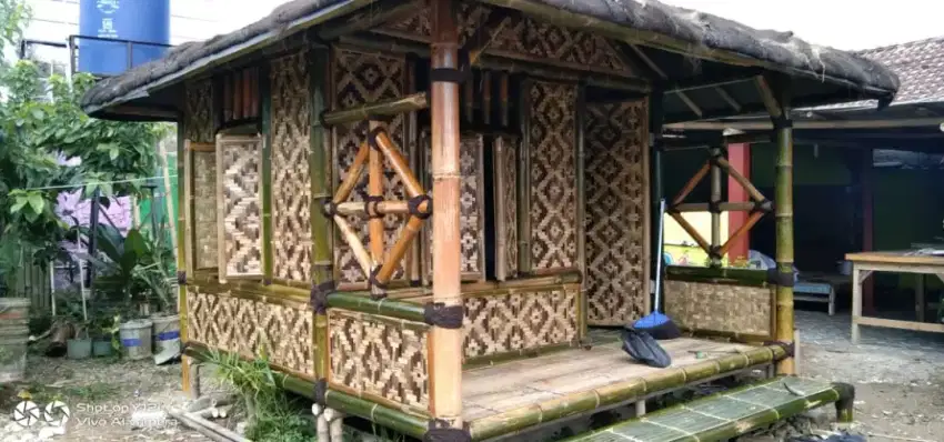 RUMAH RUMAH BAMBU