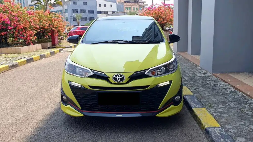 Toyota Yaris S CVT 1.5 TRD Sportivo AT Kuning 2020 Low KM 38rb Record