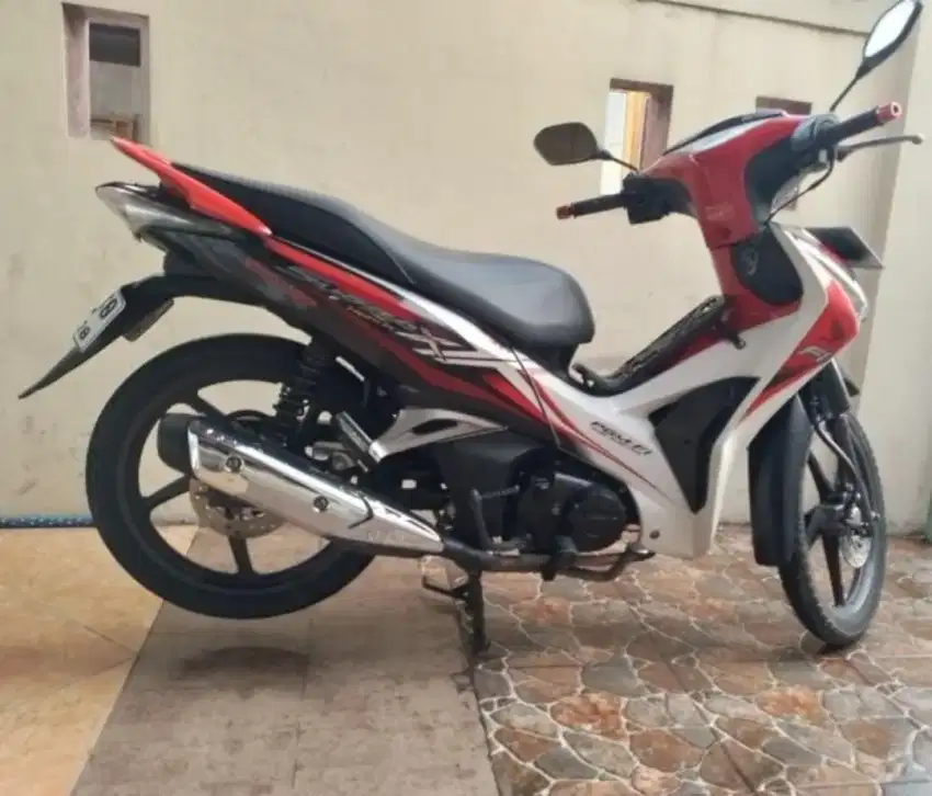 Hinda Supra X 125cc Full injeksi terawat