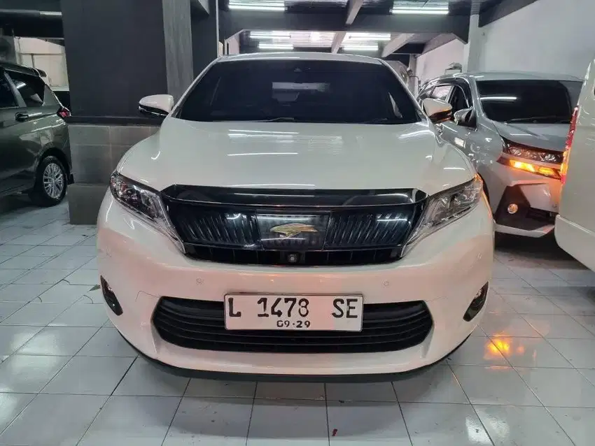 HARRIER 2.0 A/T 2014 PUTIH