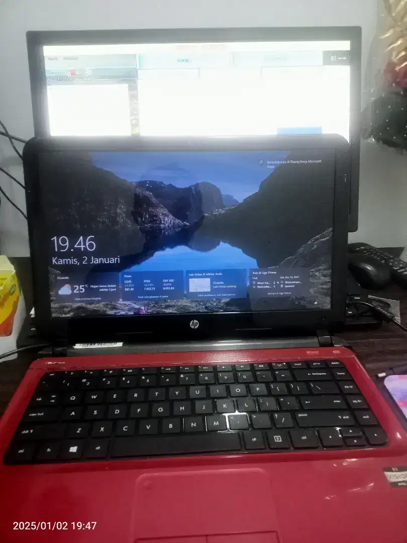 Jual laptop merk hp model 14 ( B009AU) Ram 4 GB SSD 128 GB