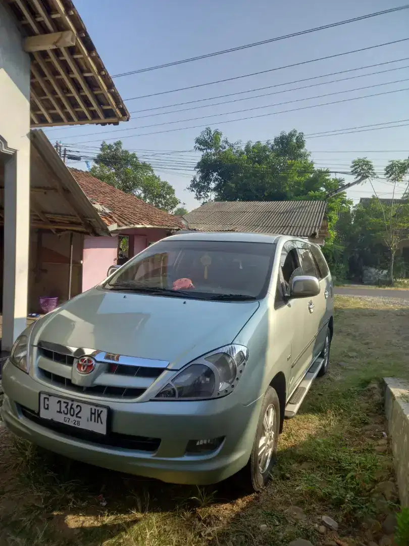 Innova G 2006 m/t jarang pakai