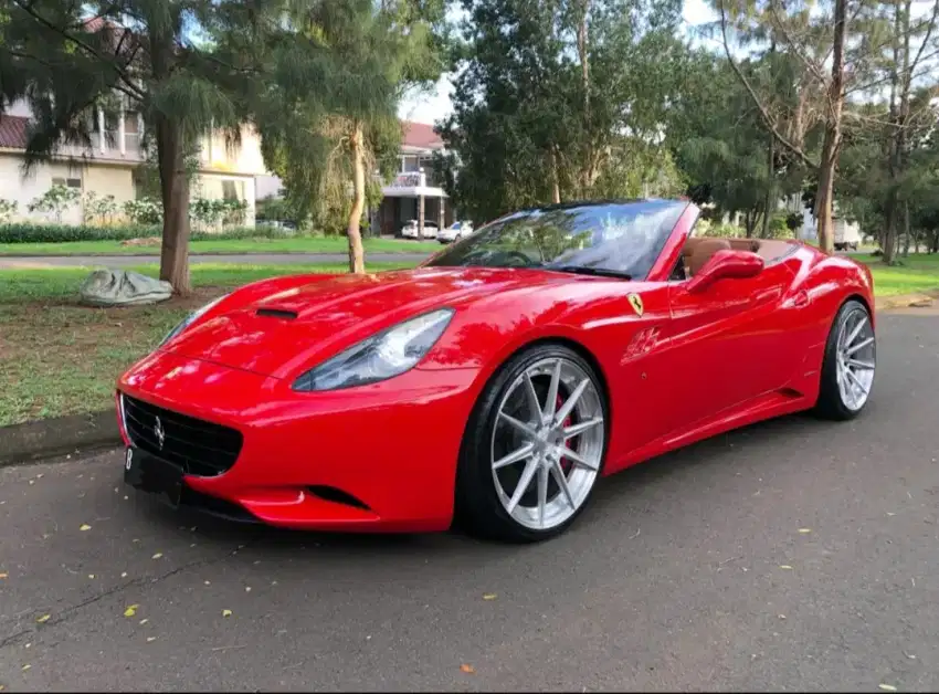 FERRARI CALIFORNIA 2010