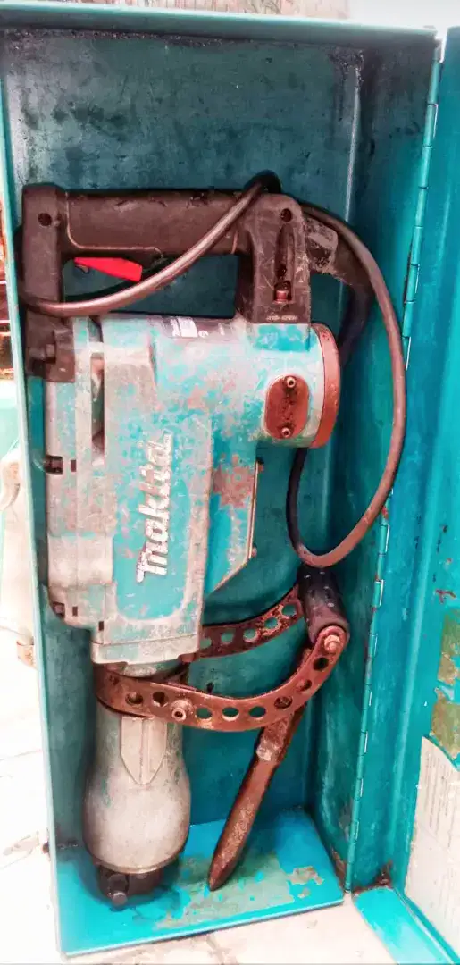 Jack hammer 15 kg mrek Makita original