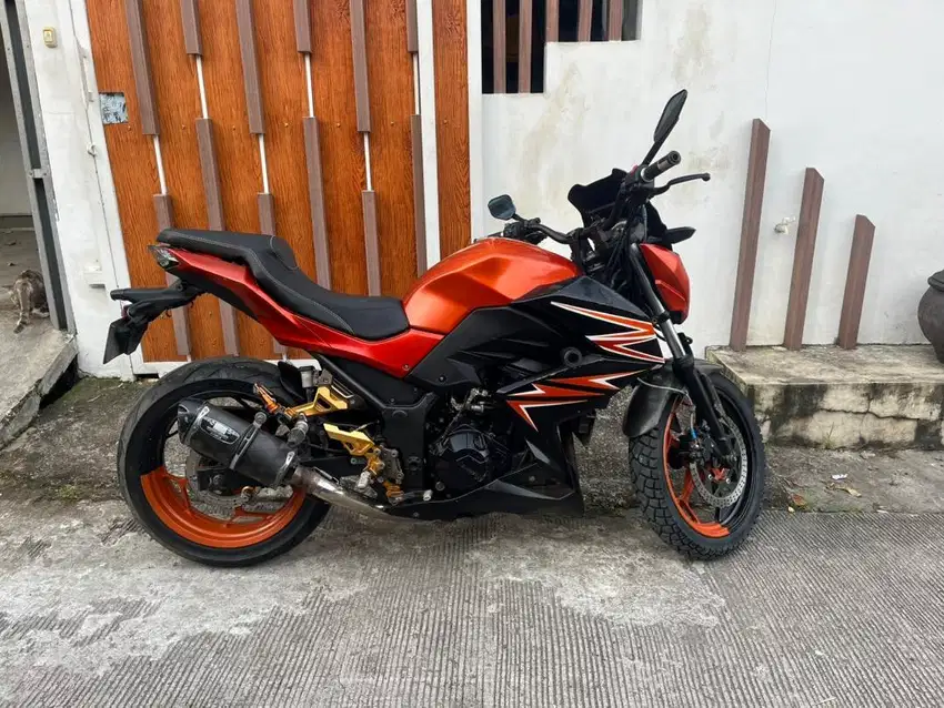 Motor Kawasaki Z250 Orange Tahun 2014 Joss