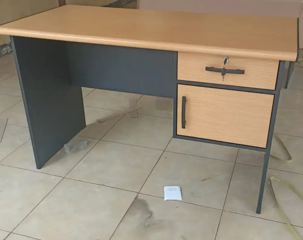 MEJA KERJA / KANTOR 1,2 METER TEBAL BARU COD FREE ONGKIR PASANG