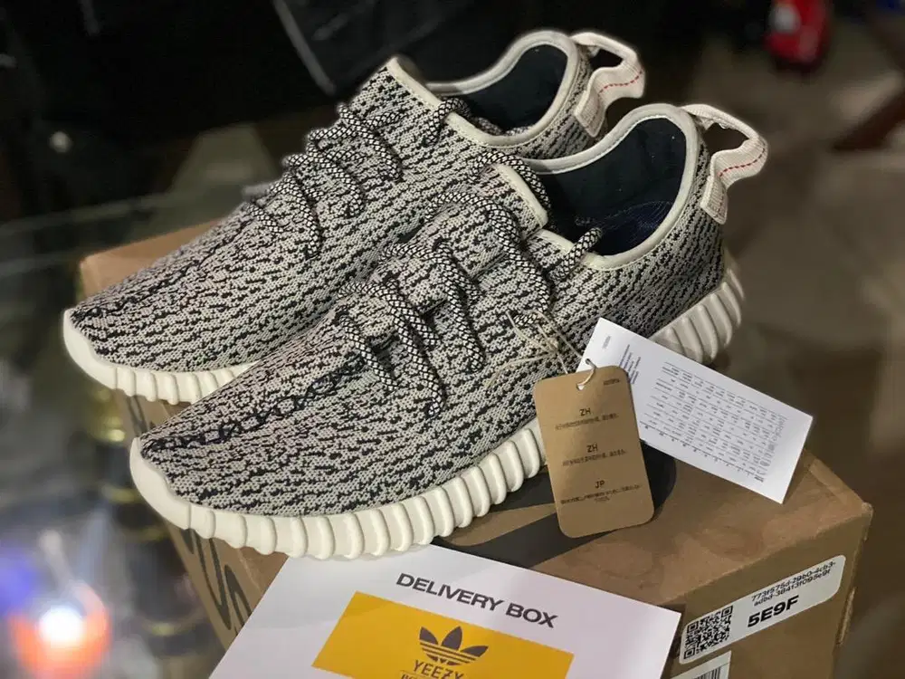 Adidas Yeezy Boost v1 Turtle Dove 100% Original