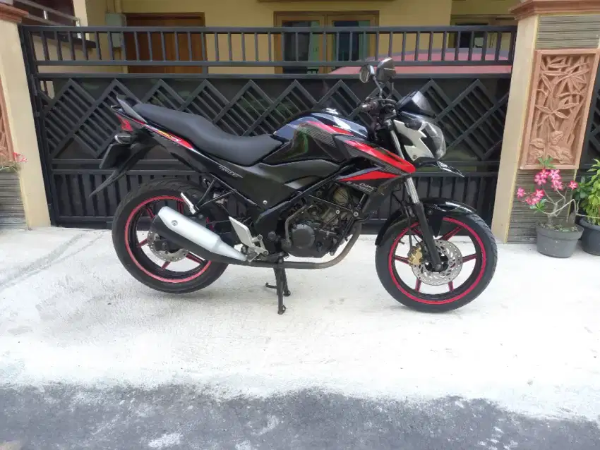 CB 150R Th 2015 Istimewa