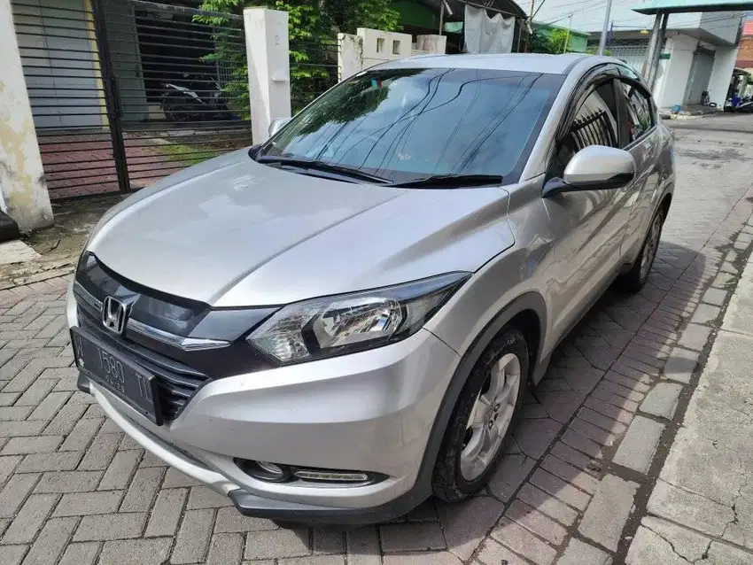 HONDA HRV 1.5 E MATIC 2015 SURABAYA