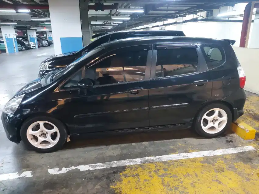 Honda jazz idsi 2007 Manual over kredit