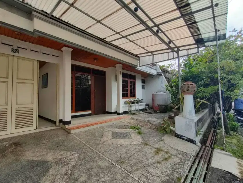 Jual Rumah Pusat Kota Bandung, dekat jalan tol dan mall, one gate32