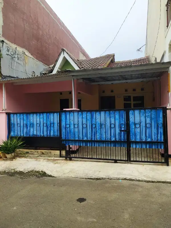 Disewakan Rumah Siap Huni di Villa Dago Pamulang