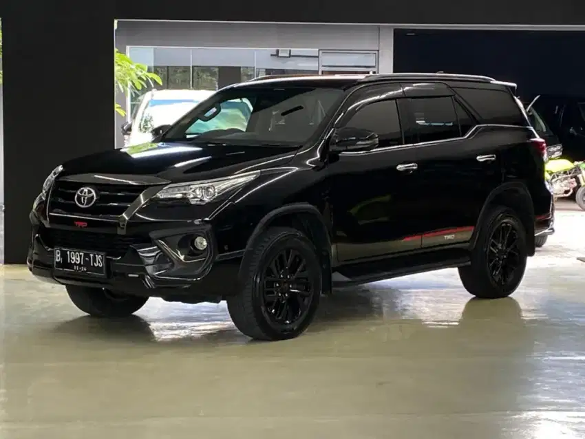 (Km30rb an)FORTUNER TRD 2019/2020