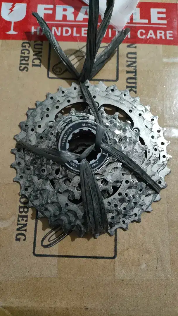 Sprocket Gear Sepeda Shimano 105