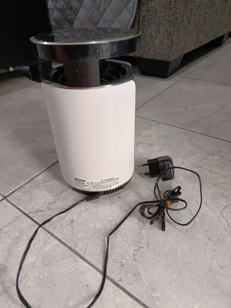 Krisbow Mosquito Trap 7w Black Silver