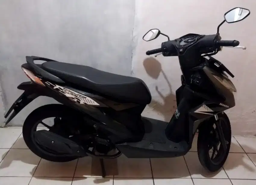 Dijual Honda Beat CBS 2023 KM rendah