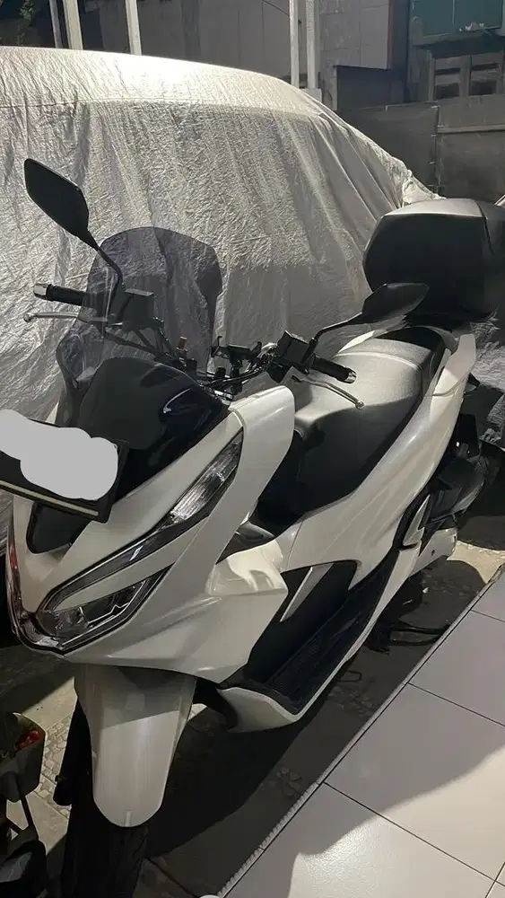 Honda PCX 2018 white pearl tangan pertama dari baru