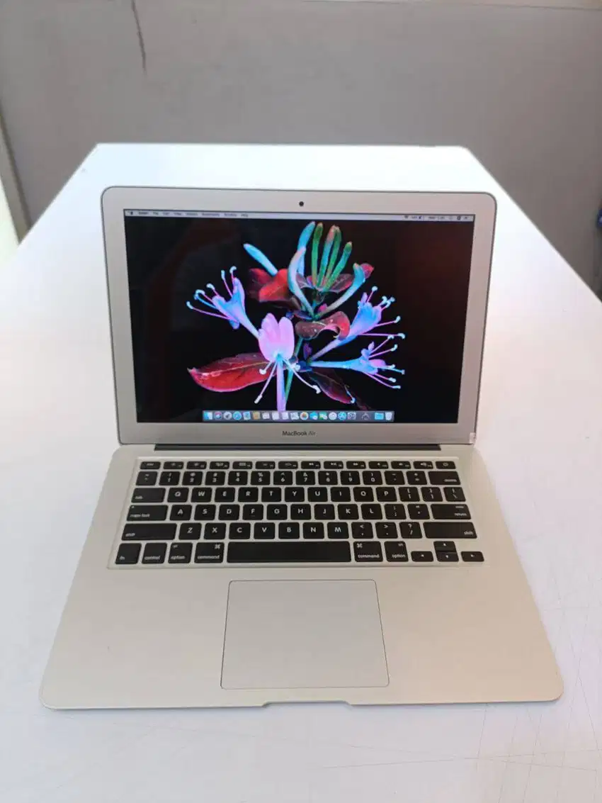 APPEL MACBOOK AIR 2017 CORE i5