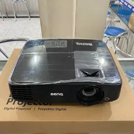 Proyektor BenQ Ms504 3000 Lumens SVGA (800x600) DLP Tech 13.000:1 (2nd