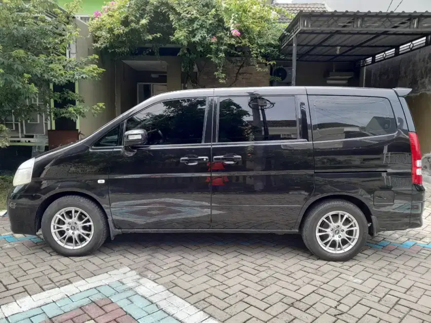 Nissan Serena HWS 2008 C24 Hitam