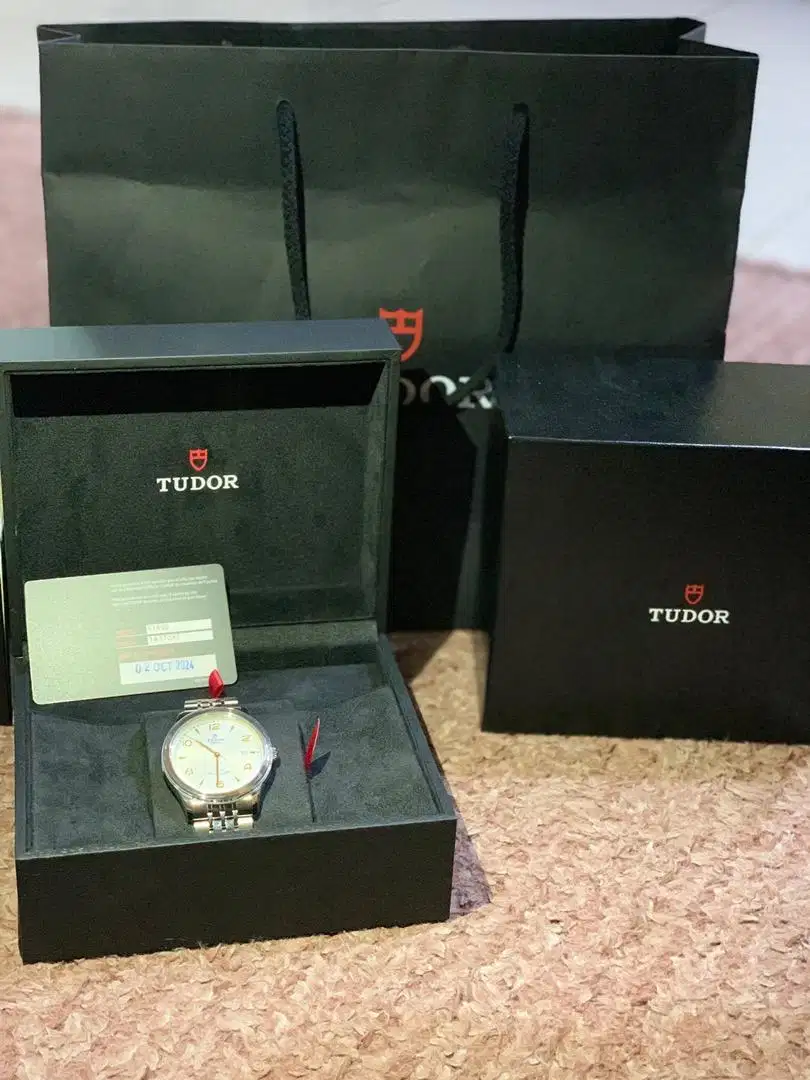 Jam tangan TUDOR model 91650