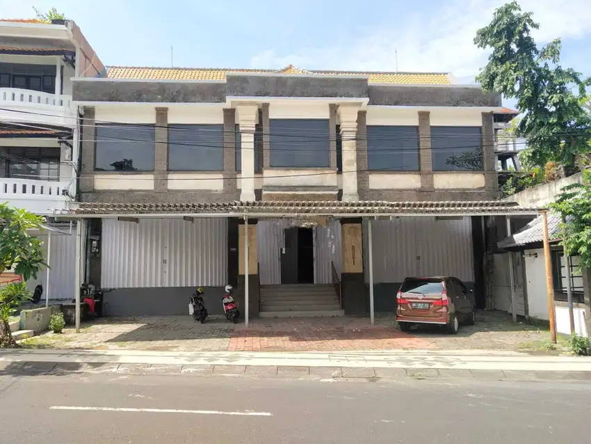 Gedung Ruko Kantor di Patih Jelantik Legian