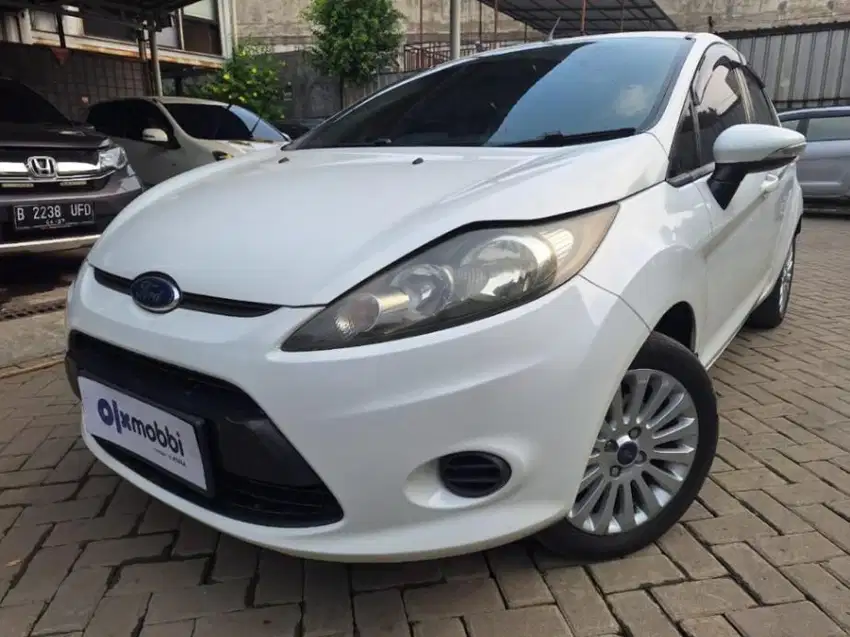 DP Rendah Ford Fiesta 1.5 Trend Bensin-AT 2014 KSBSIS CRS