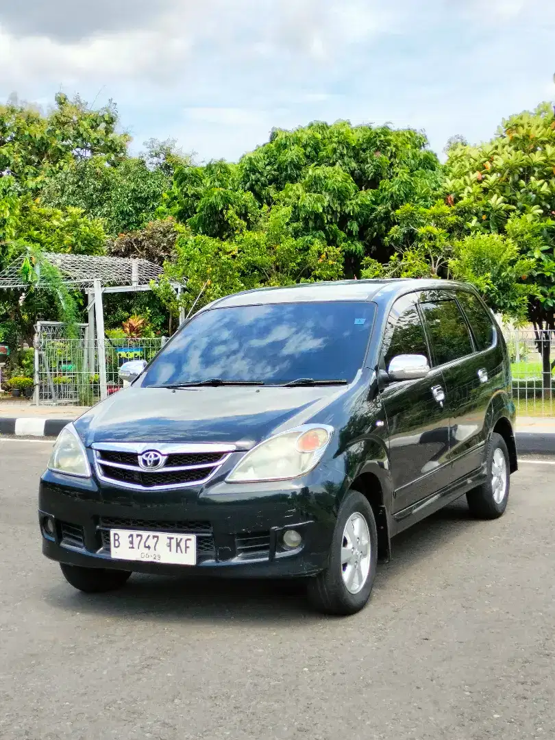 Avanza G AT 2010. Istimewa.