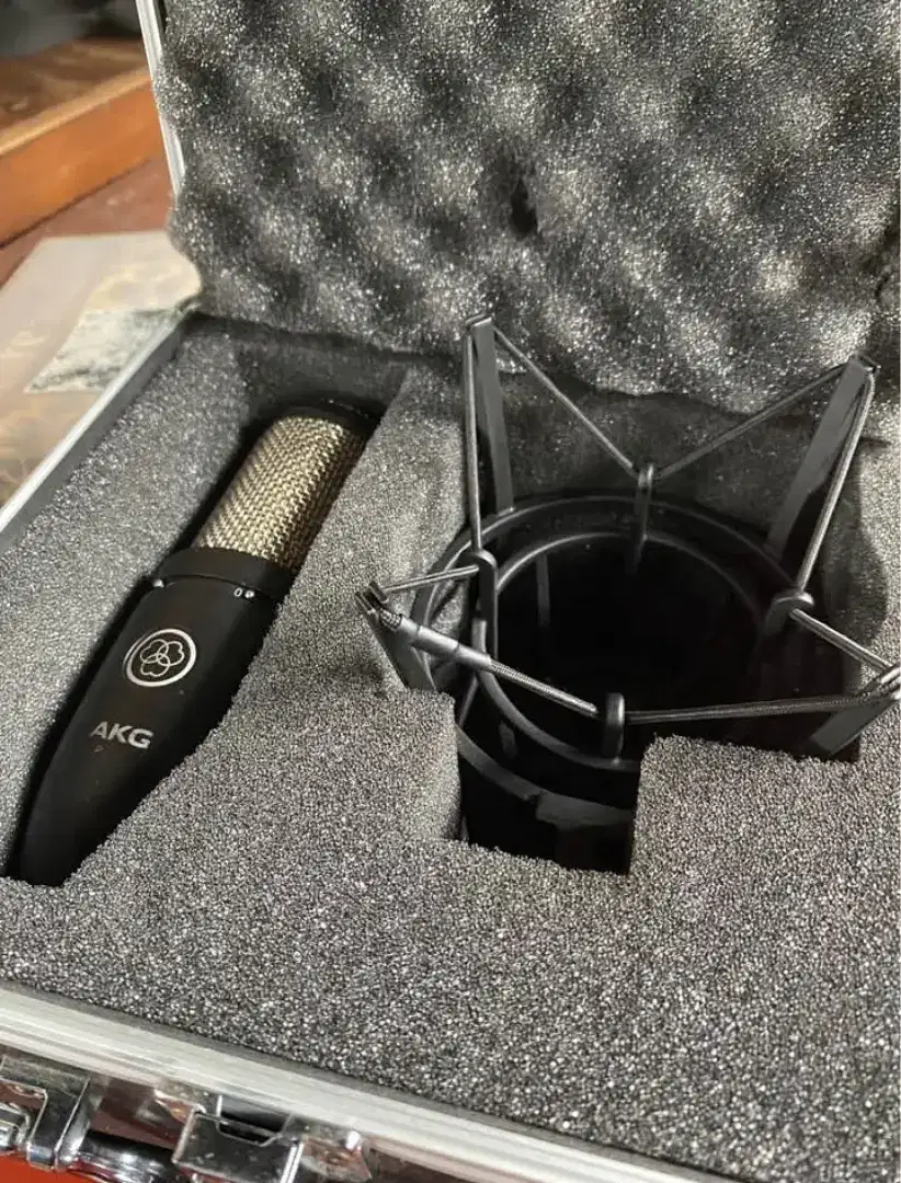 Mic Condenser AKG P220