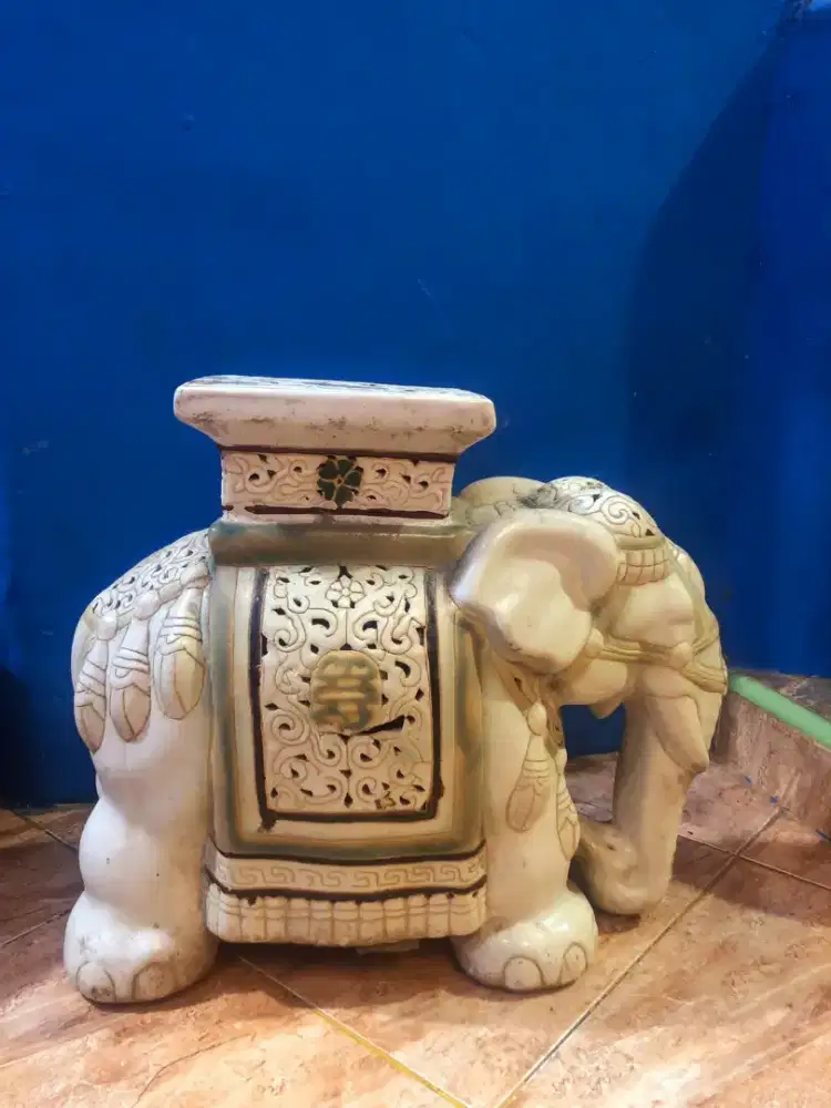 Gajah keramik murah