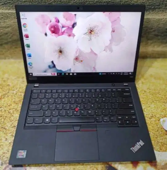 LENOVO THINKPAD T495 AMD RYZEN 7 PRO 3700U CCS/NK