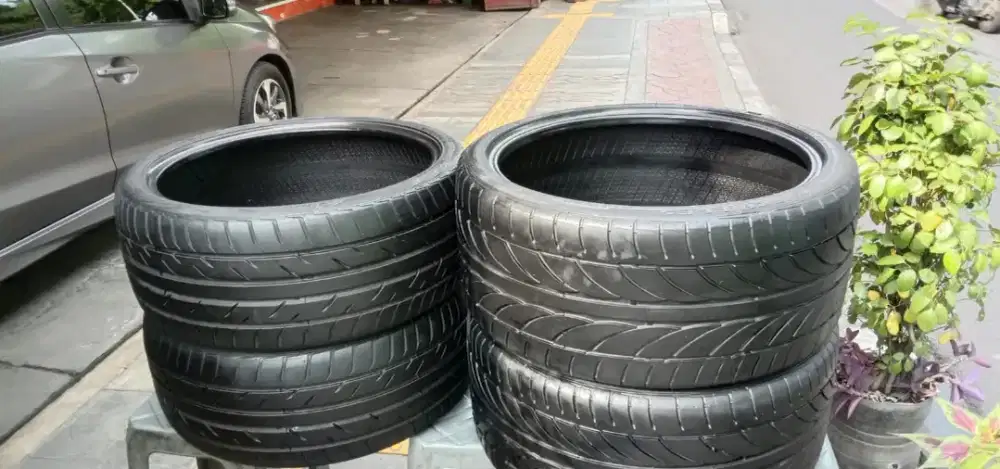 Jual ban seri pendek 245/35/R20 /275/30/R20 depan belakang mlus hub Wa