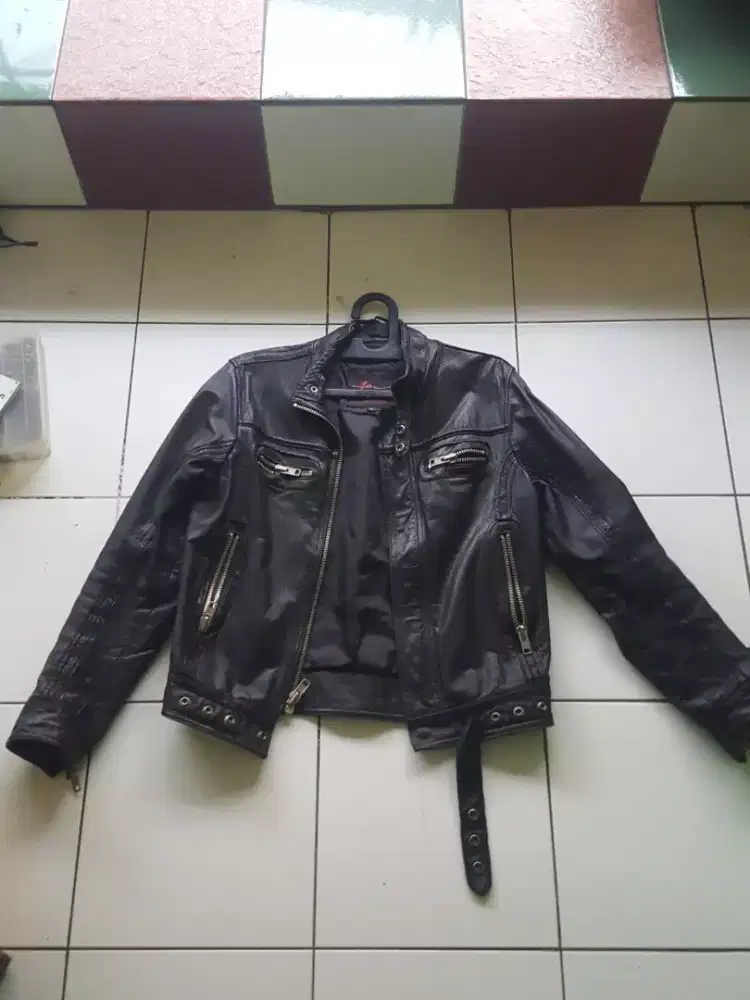 Jacket kulit korea beli dikorea ukuran l