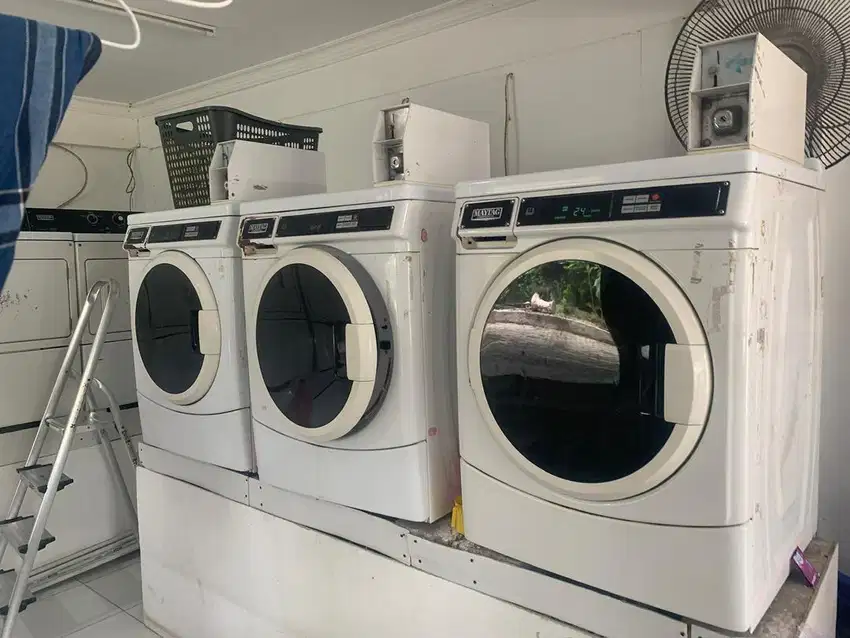 Dijual Bisnis Laundry sedang berjalan di Green Garden Jakarta Barat