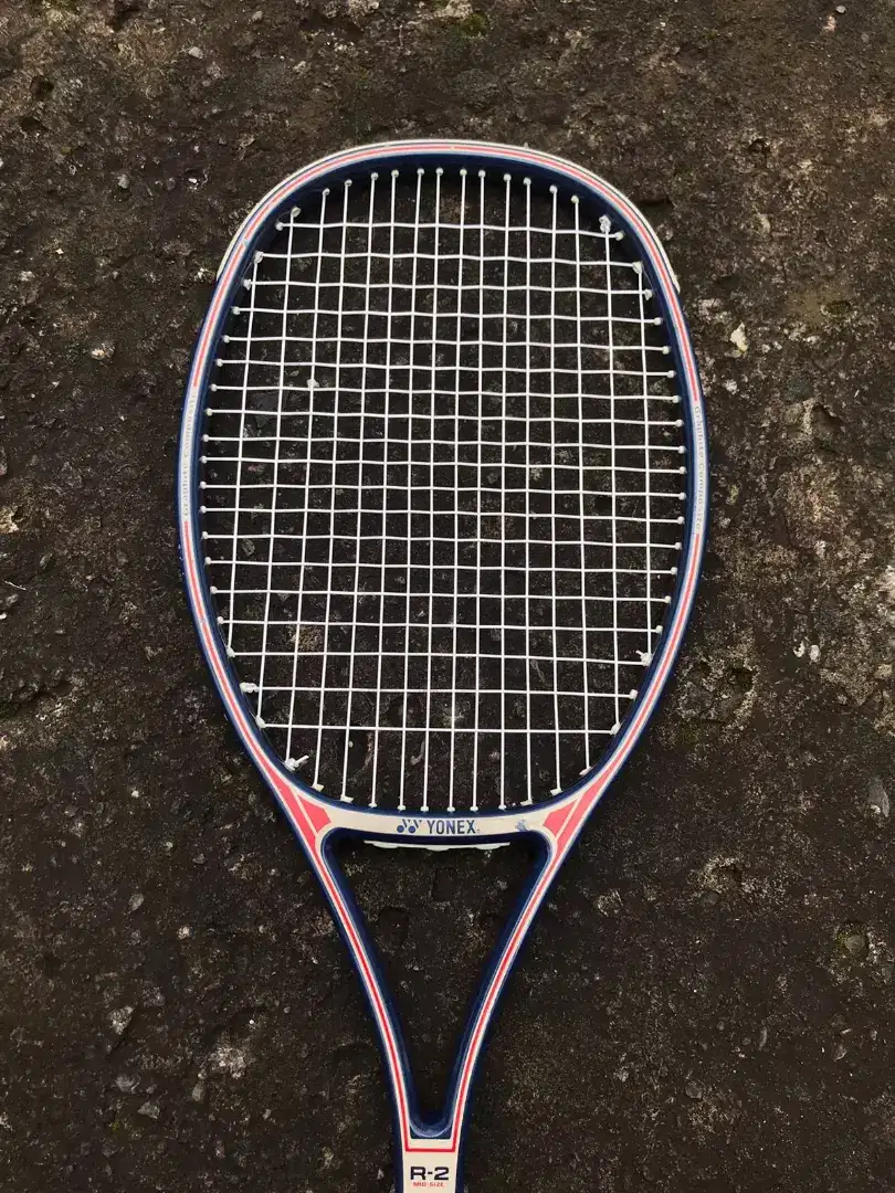 Raket tenis yonex R2