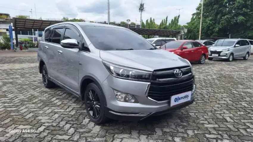 DP Rendah Toyota Kijang Innova 2.0 Venturer Bensin-AT 2017 KGV