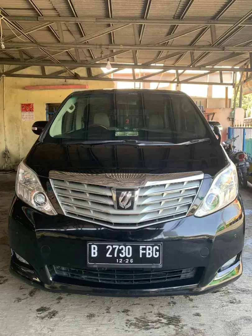 Toyota Alphard 3.5Q AT V6 2010