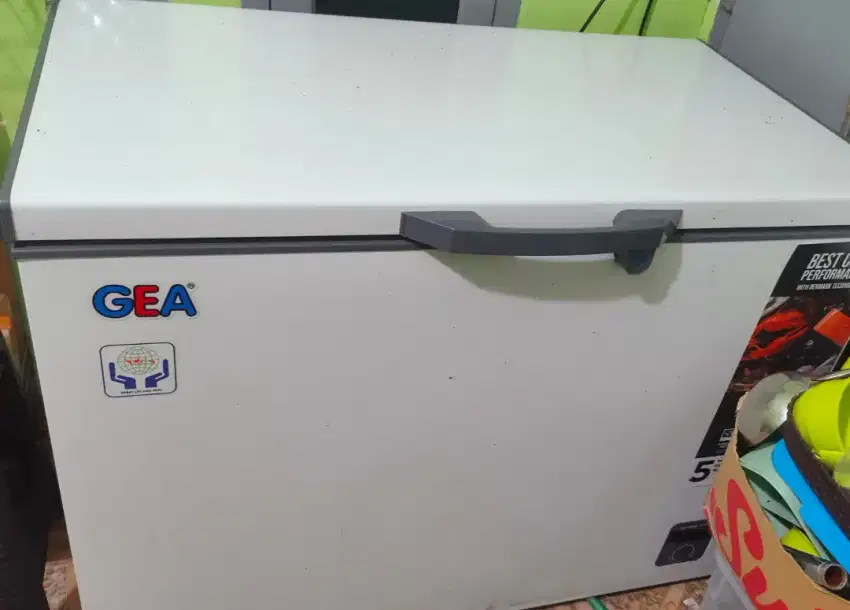 DIJUAL FREEZER Bekas merk GEA